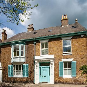 Bear'S Well Guest House
